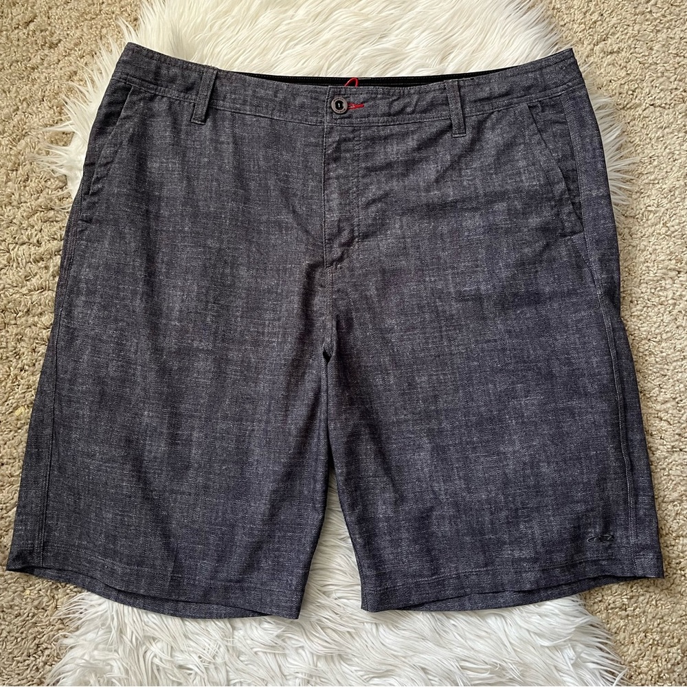 {O'Neill} Hybrid Athleisure Shorts 10" in Grey - Men's 38